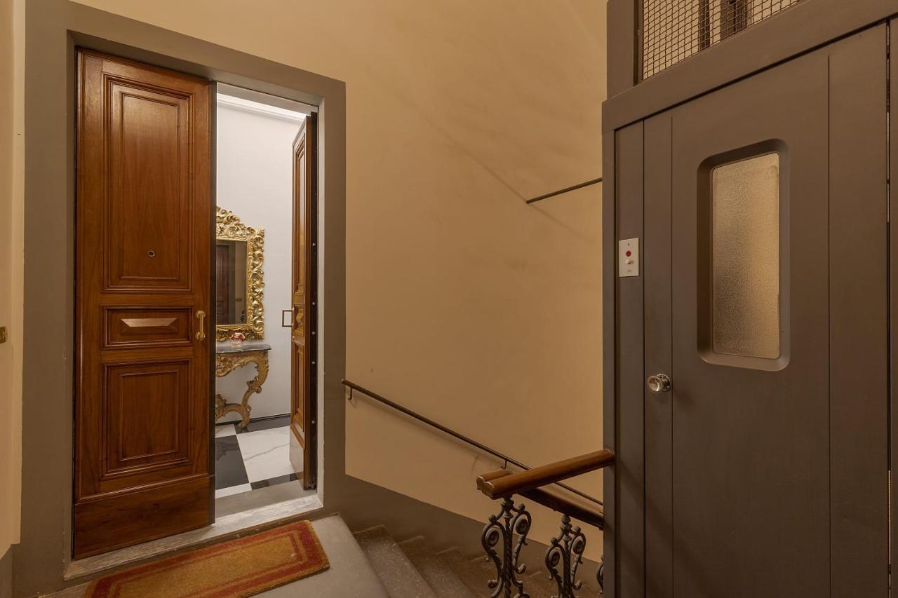 Cavour 83 Prestige House By 360Rentals Florence Exterior photo